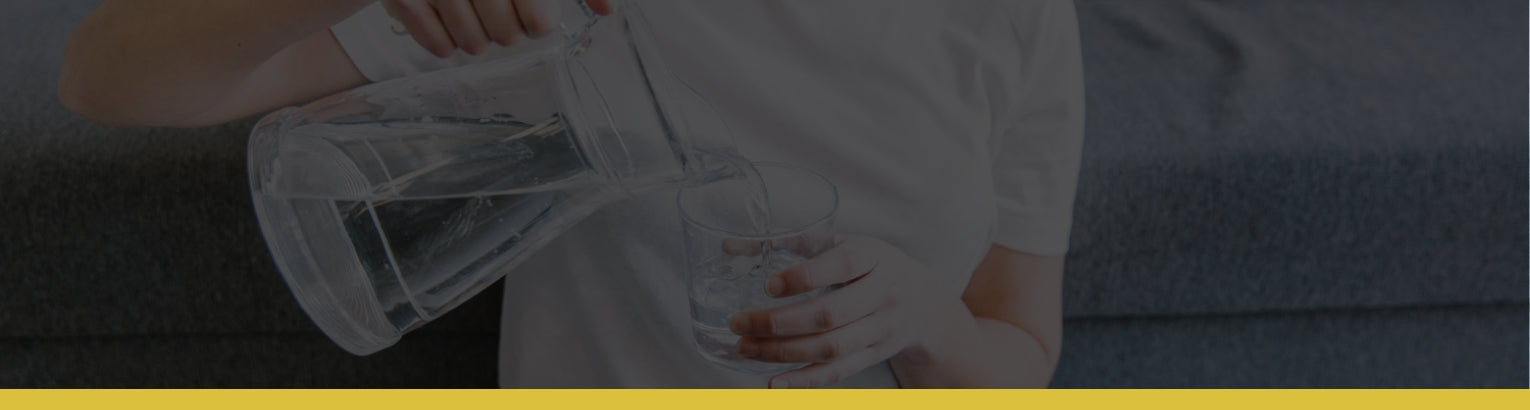 Wie viel Wasser sollte man bei der Einnahme von Kreatin trinken?